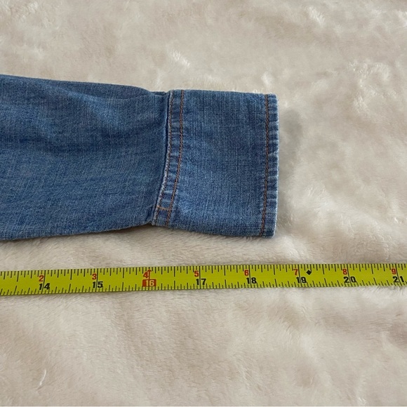 LUCKY BRAND / Embroidered Chambray Western Shirt Long Sleeve Button Down Size M - Picture 14 of 14